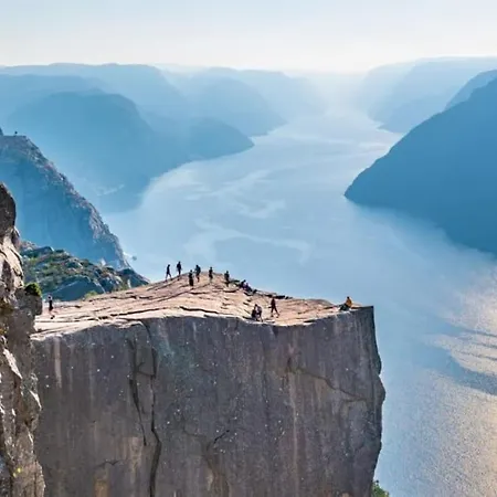 Stor Sentralt I סנדנס